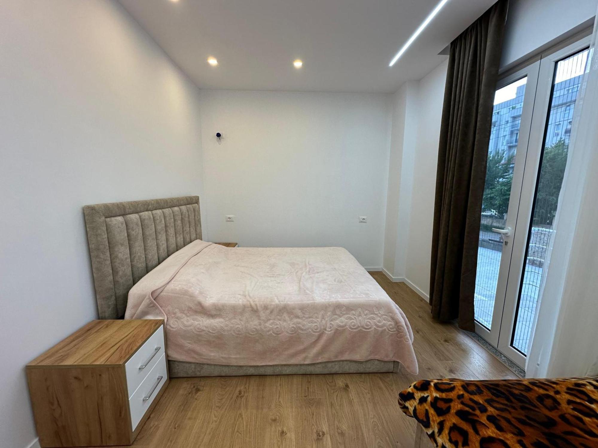 Azure Elegance Apartament