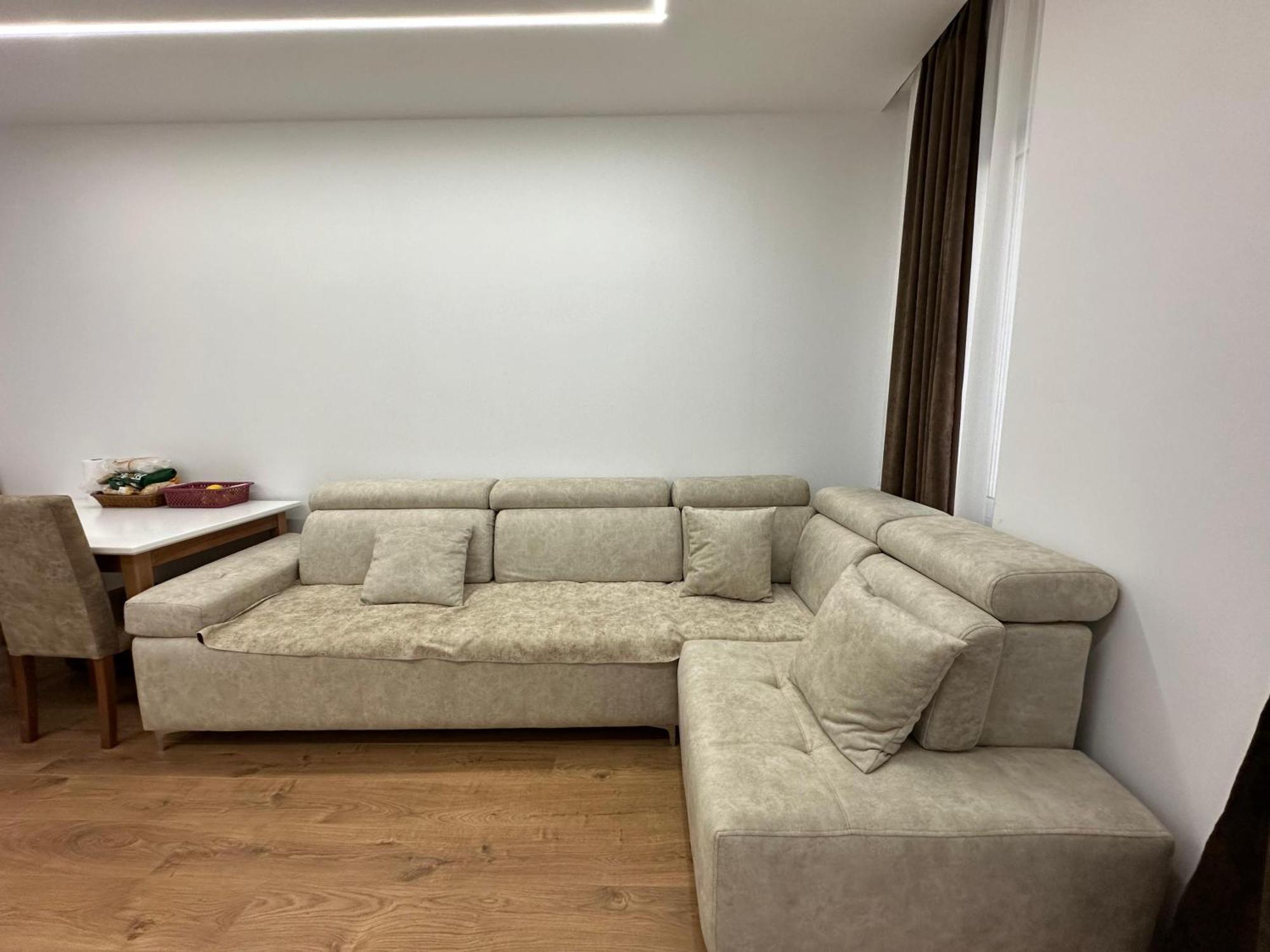 Azure Elegance Apartament *